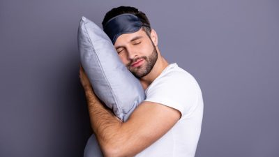 homme-bon-oreiller