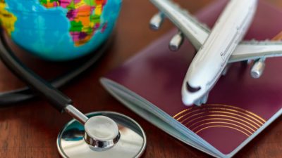 assurance voyage passeport stethoscope